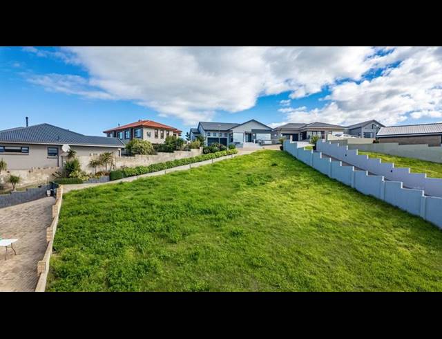 LAND FOR SALE IN MONTE CHRISTO